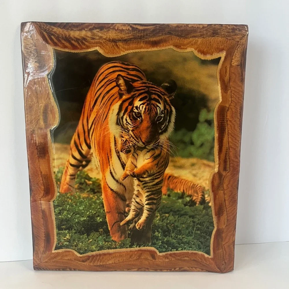 Vintage Tiger and Cub Wood Plaque High Gloss Resin Wildlife Wall Art‎ 9.5x11.5